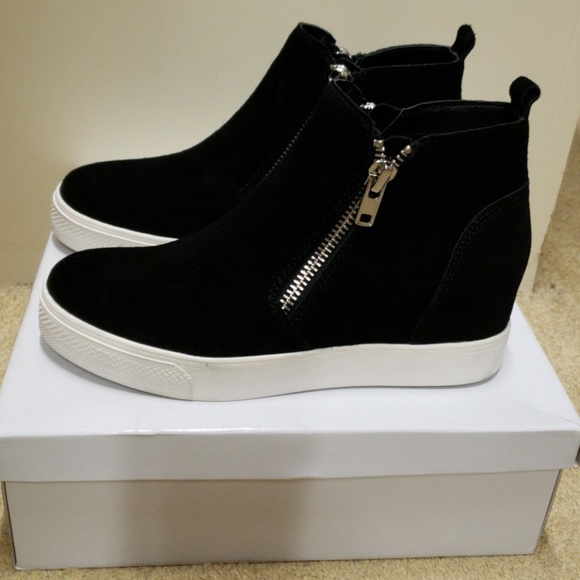 Steve Madden Shoes - Steve Madden Wedgie Wedge Sneaker